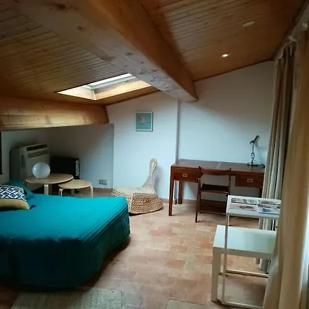 Apartment Small Flat In Center Quiet Under The Roof Aix-en-Provence