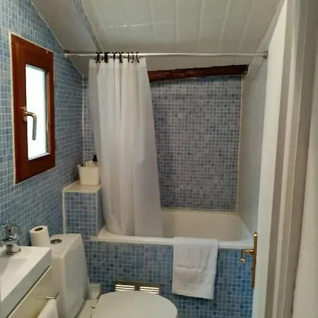 Small Flat In Center Quiet Under The Roof Apartment *