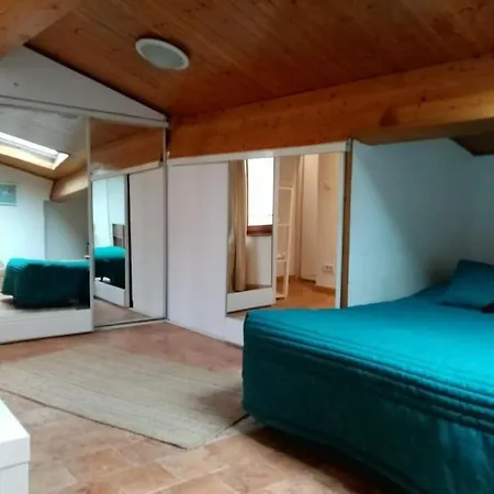Small Flat In Center Quiet Under The Roof *